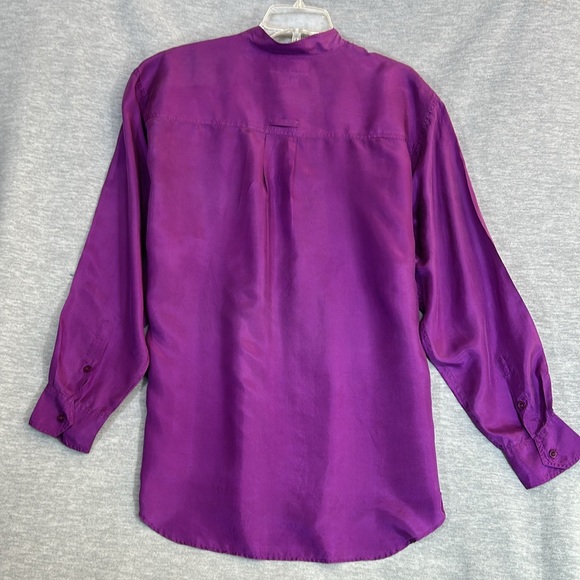 MONTAGE Silk Extra Long Oversized 2 Pocket Button Up Shirt - Picture 2 of 16